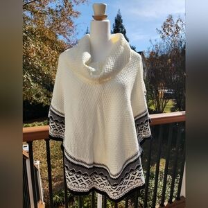 New Directions Ivory and Charcoal Knit Poncho- S
